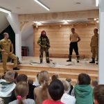 f8eb86da-e05a-4b45-9b27-f91a840ed070